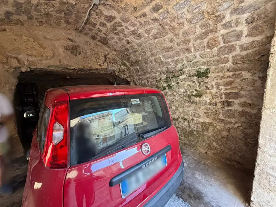 Immagine 42 di Casa indipendente in vendita  in Via San Andrea a Modica