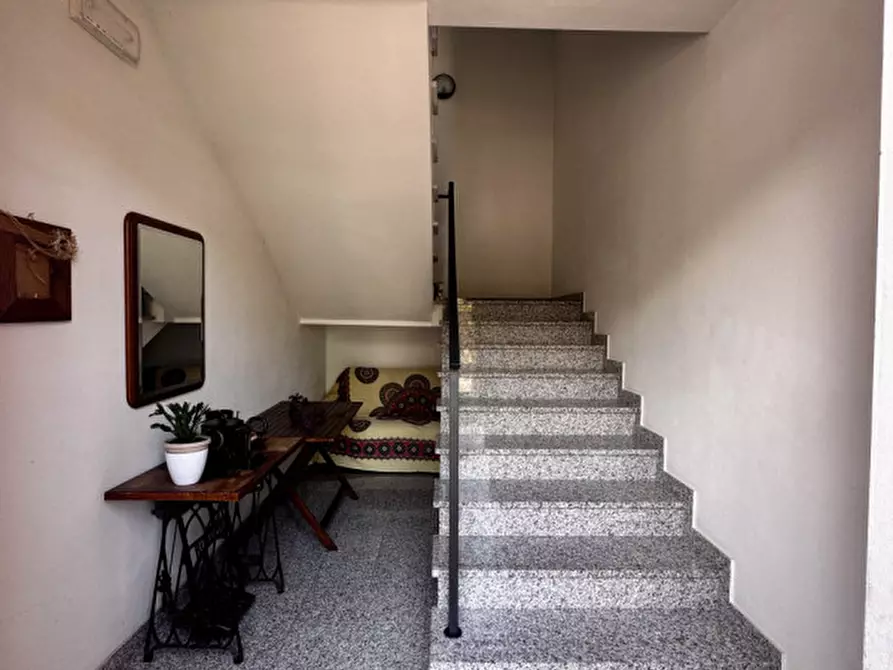 Immagine 5 di Appartamento in vendita  in Via Arturo Toscanini a Ospedaletto Euganeo