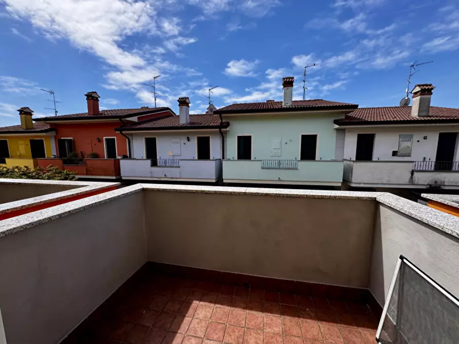 Immagine 10 di Appartamento in vendita  in Via Arturo Toscanini a Ospedaletto Euganeo