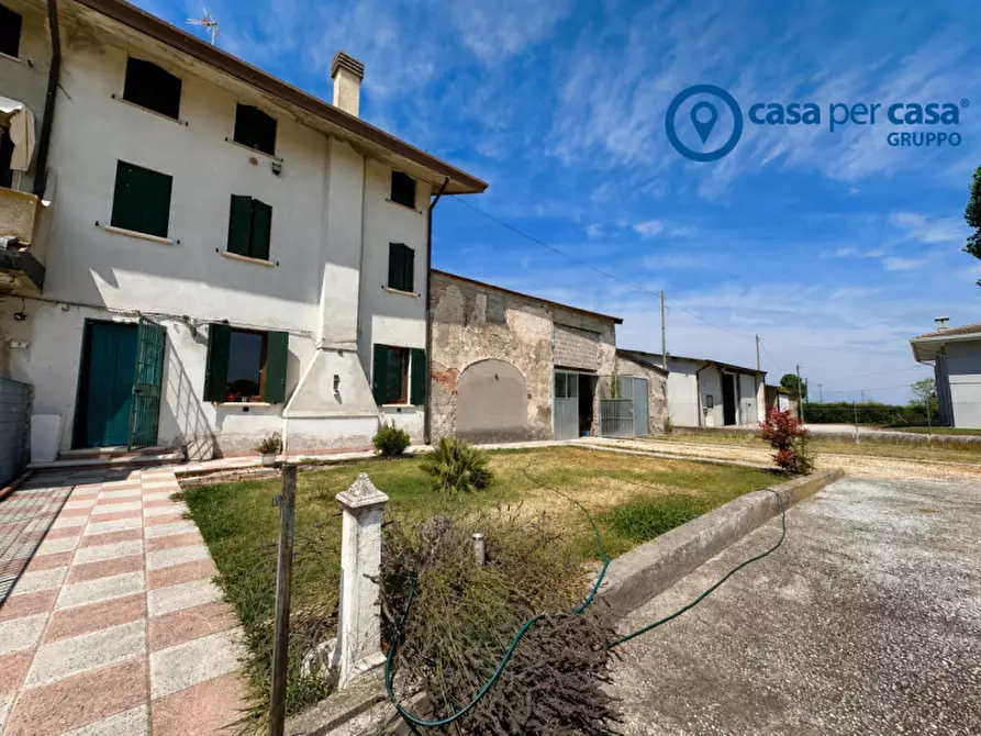 Immagine 28 di Casa bifamiliare in vendita  in Località Cà Cappellino a Porto Viro