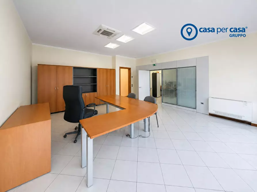 Immagine 2 di Ufficio in vendita  in Via Einaudi a Rovigo