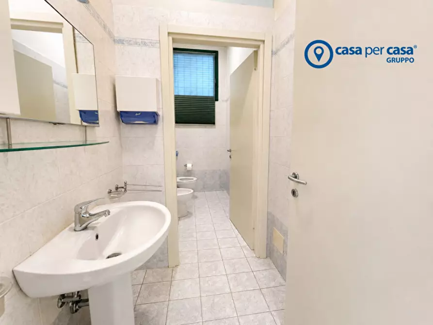Immagine 9 di Ufficio in vendita  in Via Einaudi a Rovigo