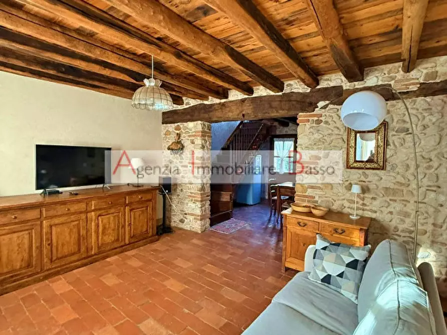 Immagine 2 di Rustico / casale in vendita  in via degli alpini a Castelcucco