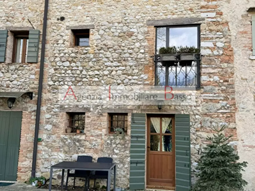 Immagine 5 di Rustico / casale in vendita  in via degli alpini a Castelcucco