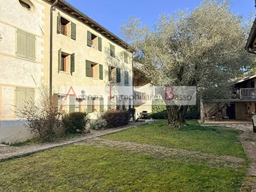 Immagine 6 di Rustico / casale in vendita  in via degli alpini a Castelcucco