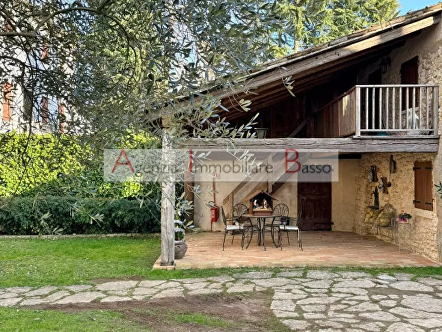 Immagine 7 di Rustico / casale in vendita  in via degli alpini a Castelcucco