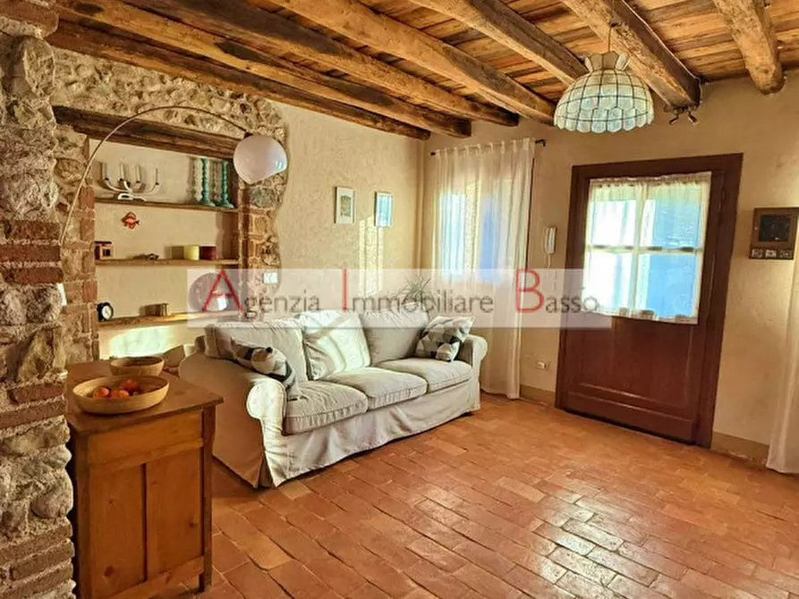 Immagine 9 di Rustico / casale in vendita  in via degli alpini a Castelcucco