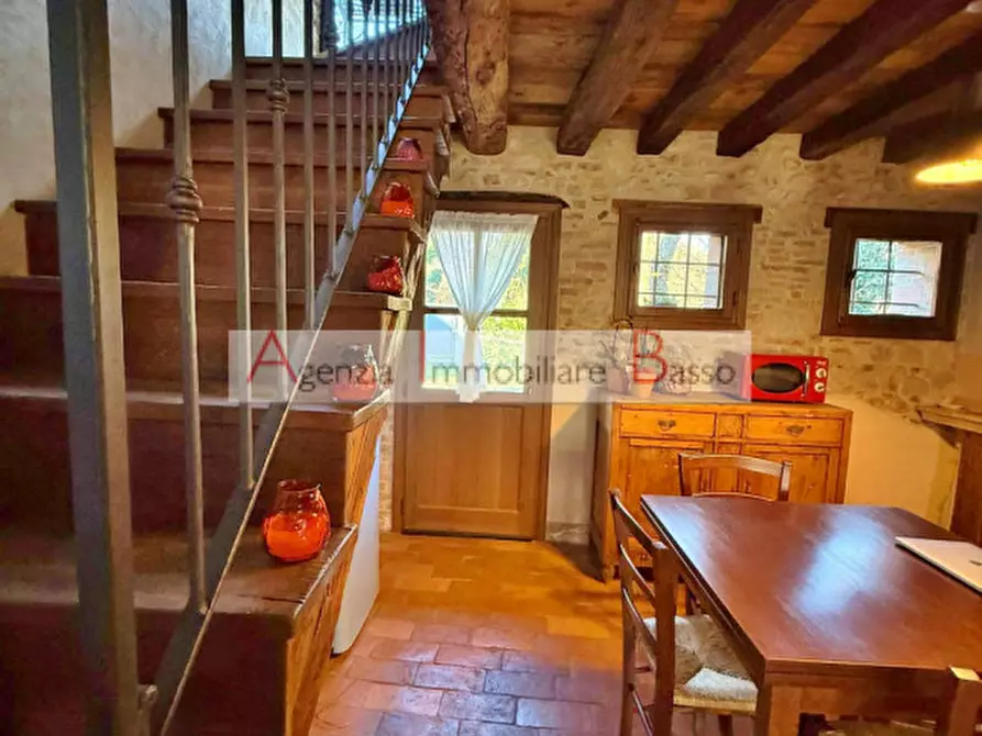 Immagine 12 di Rustico / casale in vendita  in via degli alpini a Castelcucco