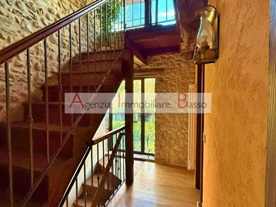 Immagine 16 di Rustico / casale in vendita  in via degli alpini a Castelcucco