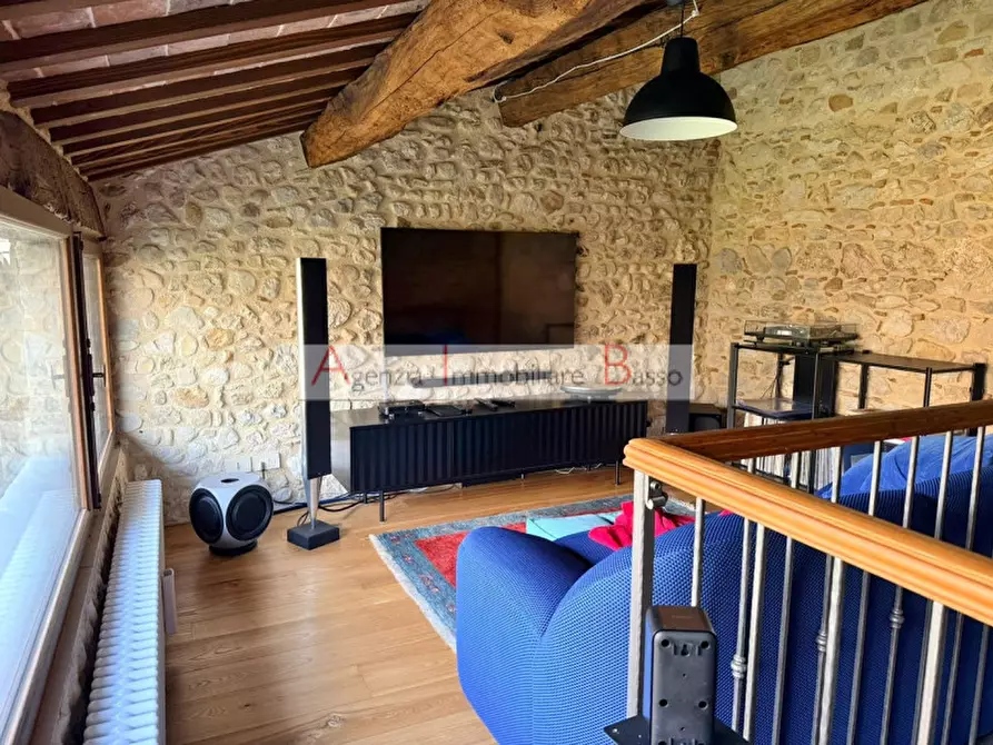 Immagine 21 di Rustico / casale in vendita  in via degli alpini a Castelcucco