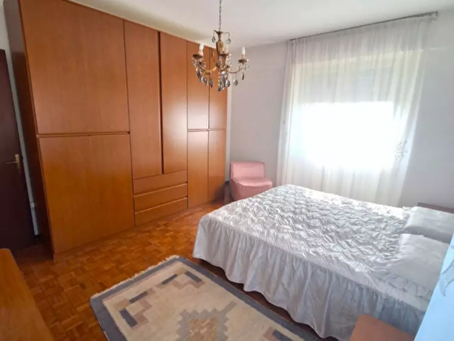 Immagine 8 di Appartamento in vendita  in Via Giosuè Carducci a Stra