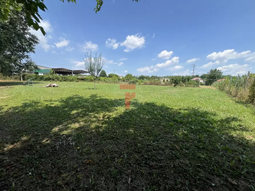 Immagine 4 di Terreno in vendita  a Padova