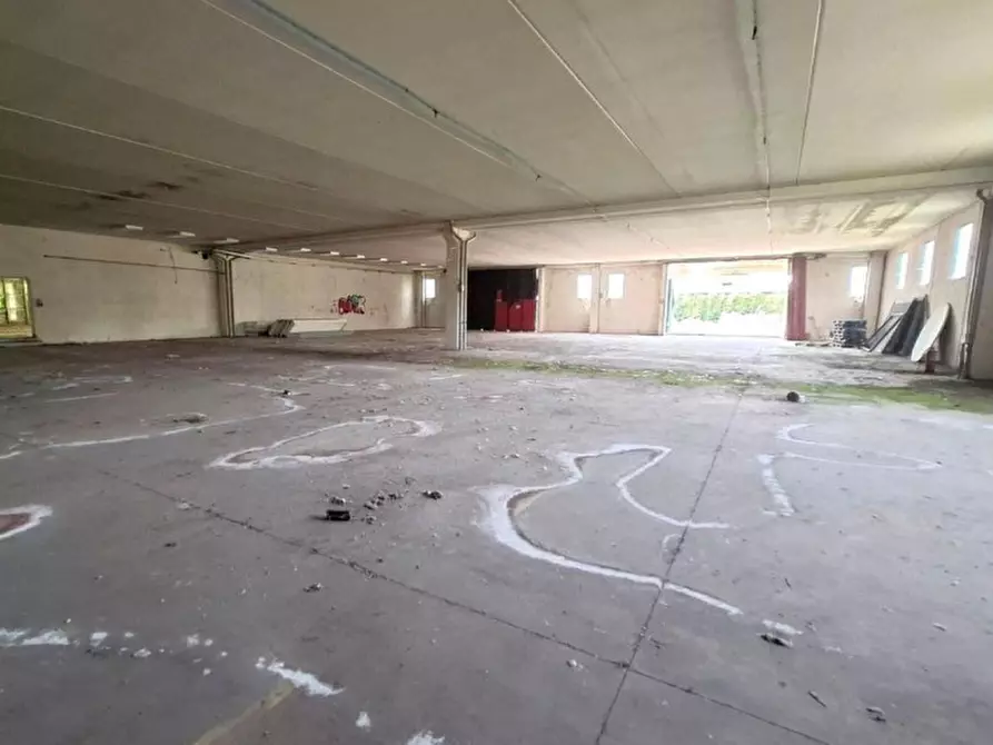 Immagine 13 di Capannone industriale in vendita  in Via delle Barazzine, 27017 Pieve Porto Morone PV, Italia a Pieve Porto Morone