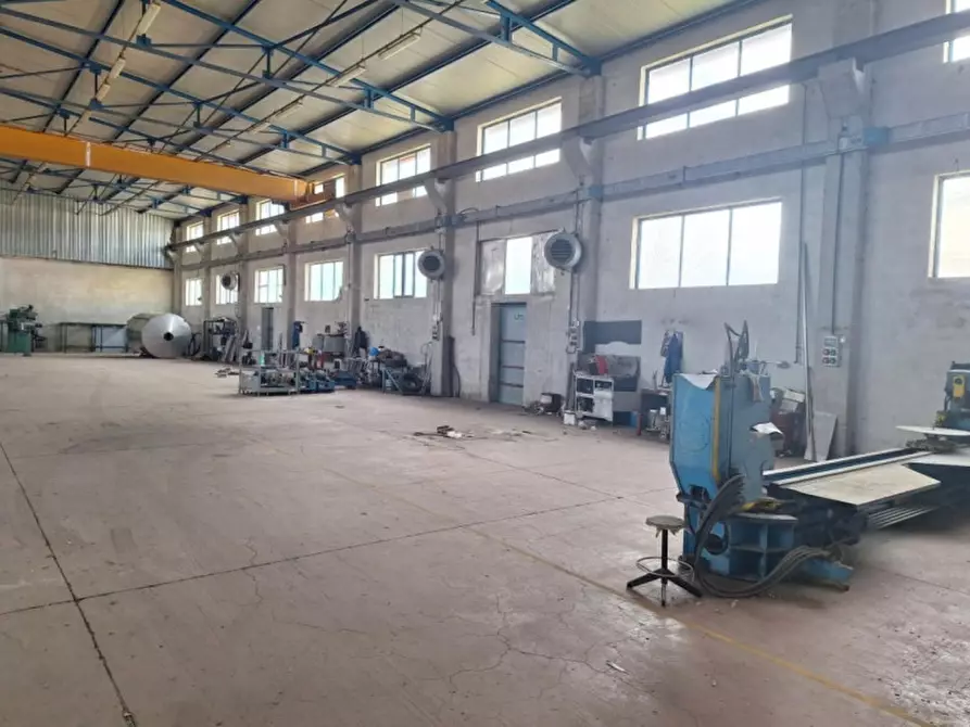 Immagine 18 di Capannone industriale in vendita  in Contrada Imperatore snc a Bisignano