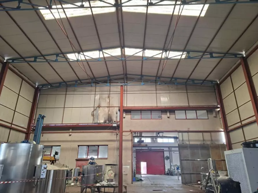 Immagine 19 di Capannone industriale in vendita  in Contrada Imperatore snc a Bisignano