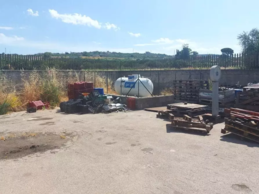 Immagine 10 di Capannone industriale in vendita  in Contrada Tre Fontane, SP58, Paternò CT, Italia a Paterno'