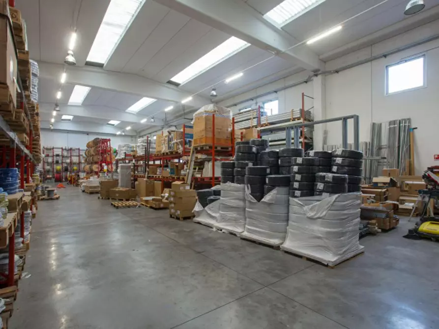 Immagine 8 di Capannone industriale in vendita  in S.S.16 Nord Km. 509 a Vasto