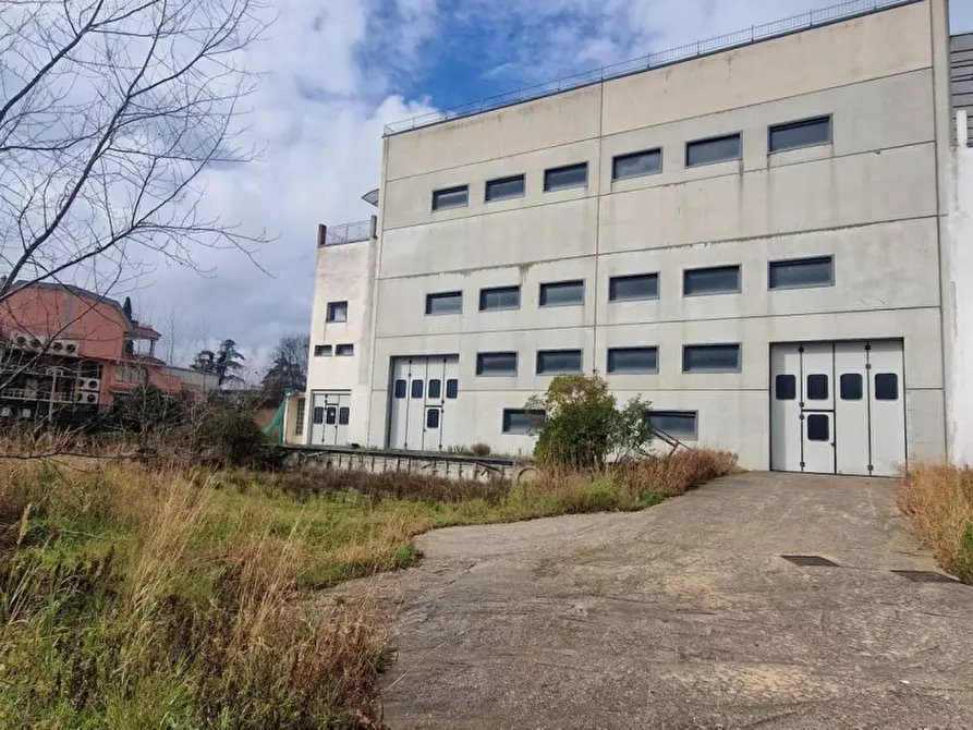 Immagine 25 di Capannone industriale in vendita  in Via Toppola, 84090 Giffoni Sei Casali SA, Italia a Giffoni Sei Casali