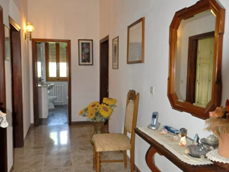 Immagine 10 di Villa in vendita  in Cicogna a Terranuova Bracciolini