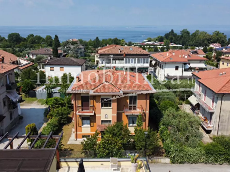Immagine 17 di Casa bifamiliare in vendita  in VICOLO CASARA n. 12 Piano 1 a Lazise