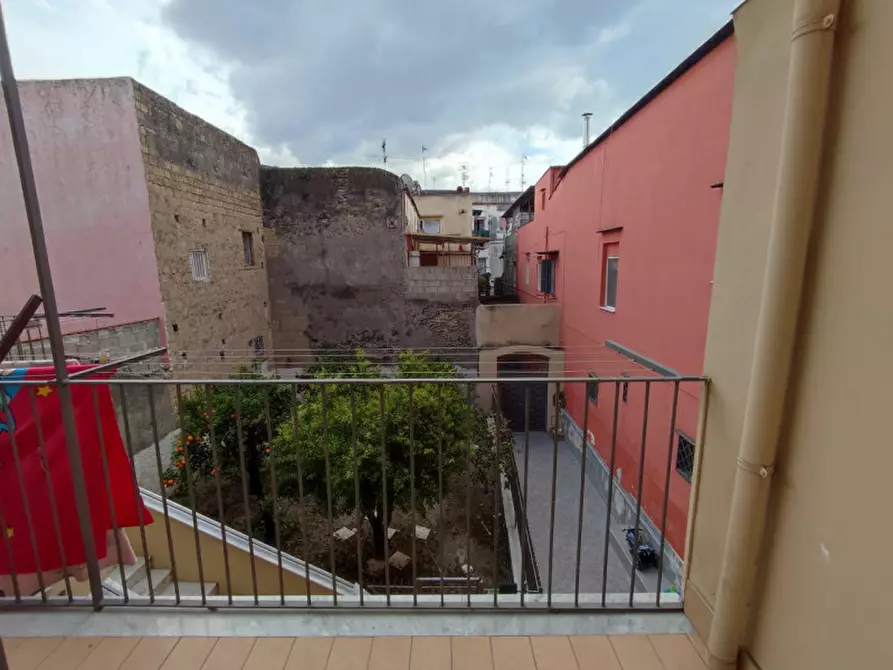 Immagine 2 di Palazzo in vendita  in II VICO TROTTI N°5 a Torre Del Greco