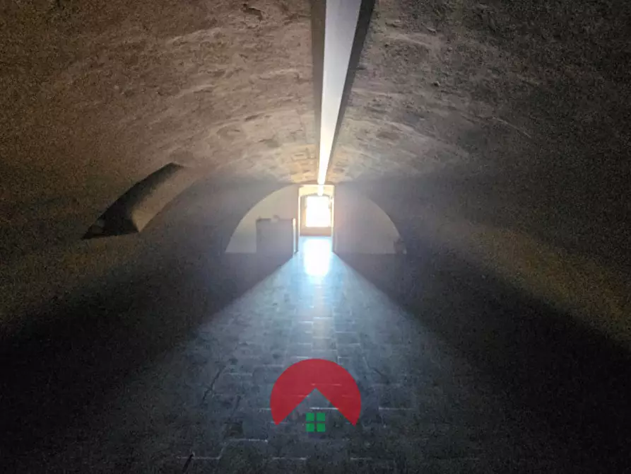 Immagine 7 di Negozio in vendita  in Via Casalnuovo a Matera