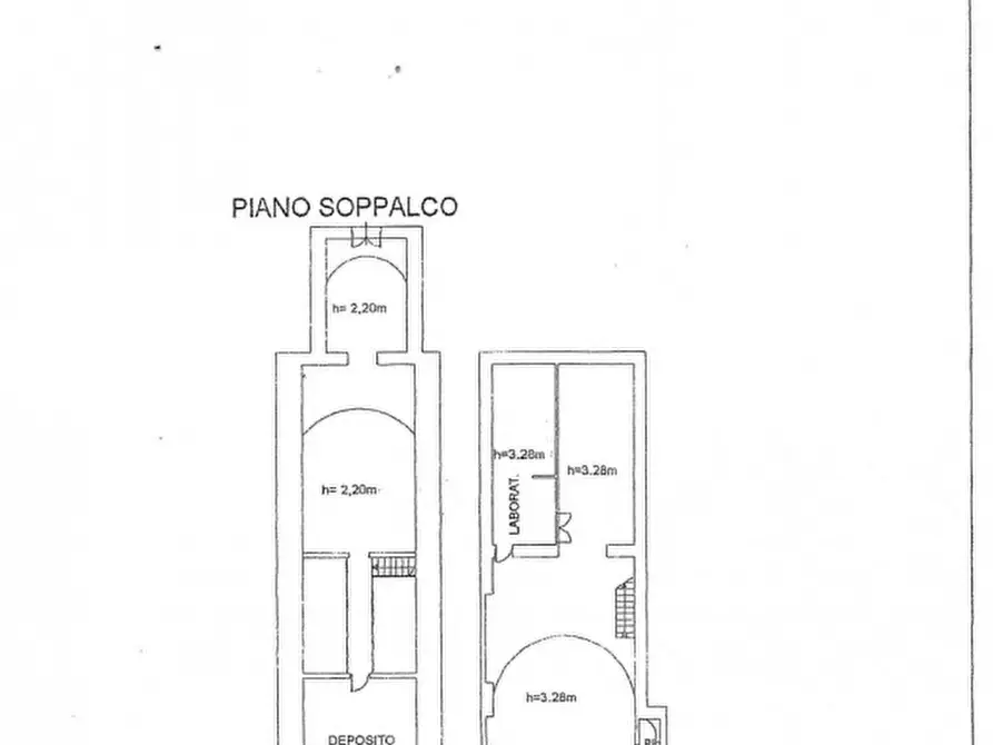 Immagine 15 di Negozio in vendita  in Via Casalnuovo a Matera
