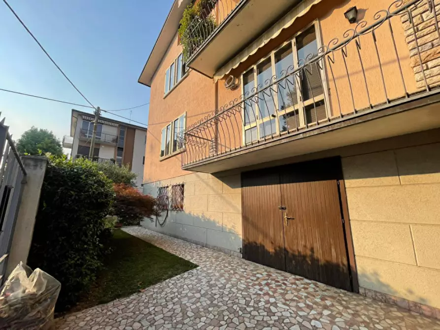 Immagine 27 di Casa bifamiliare in vendita  in Via Benedetto Galizzi a Vicenza