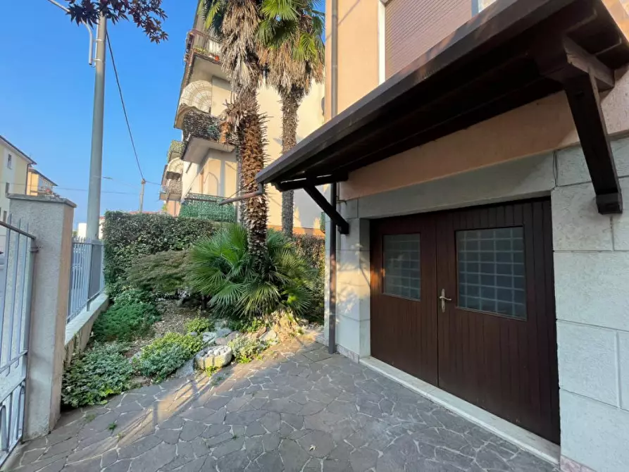 Immagine 28 di Casa bifamiliare in vendita  in Via Benedetto Galizzi a Vicenza