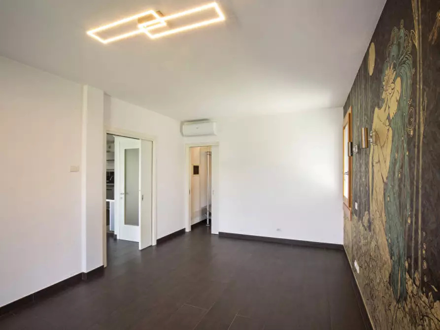 Immagine 9 di Casa indipendente in vendita  in via san martino 39 a Lazise