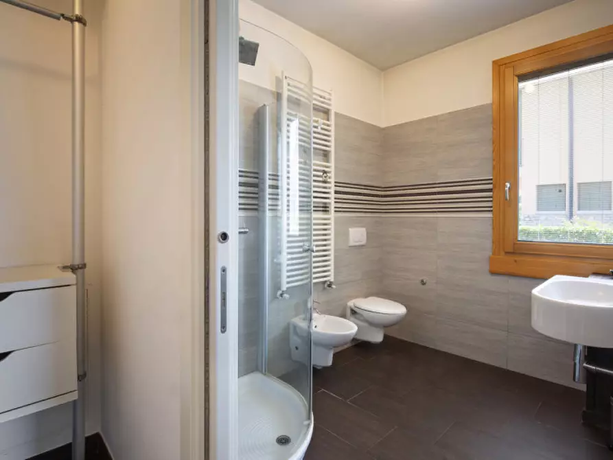 Immagine 11 di Casa indipendente in vendita  in via san martino 39 a Lazise
