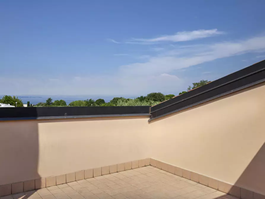 Immagine 14 di Casa indipendente in vendita  in via san martino 39 a Lazise