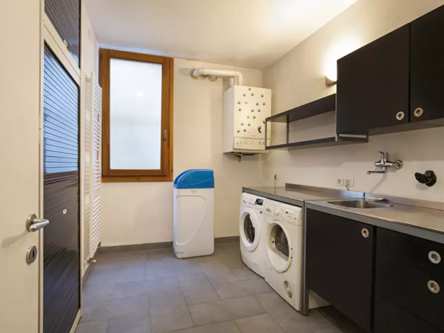 Immagine 26 di Casa indipendente in vendita  in via san martino 39 a Lazise