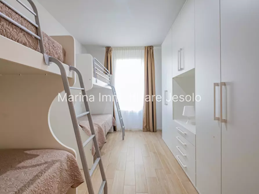 Immagine 15 di Appartamento in vendita  in Via Belluno a Jesolo