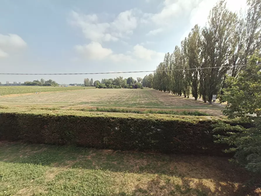 Immagine 9 di Appartamento in vendita  in Via Prati a Castelfranco Emilia