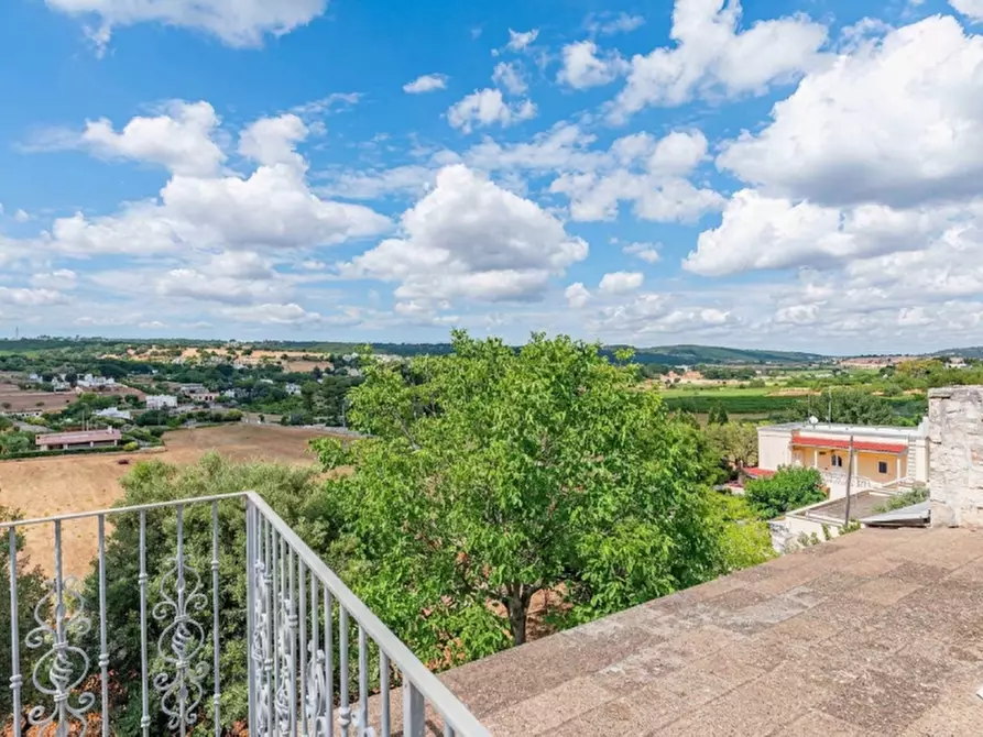 Immagine 6 di Villa in vendita  a Fasano