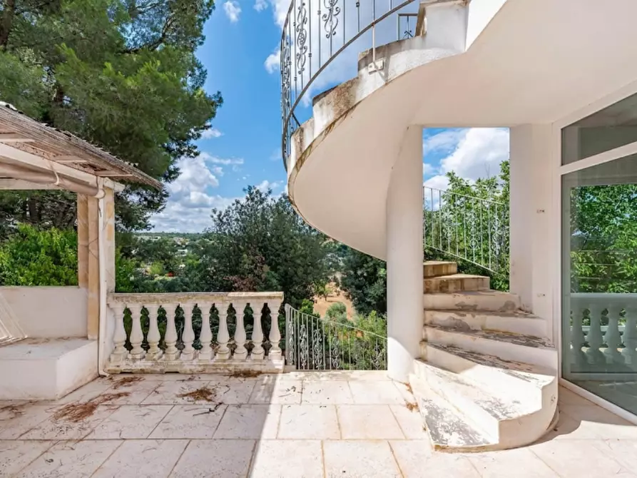 Immagine 20 di Villa in vendita  a Fasano