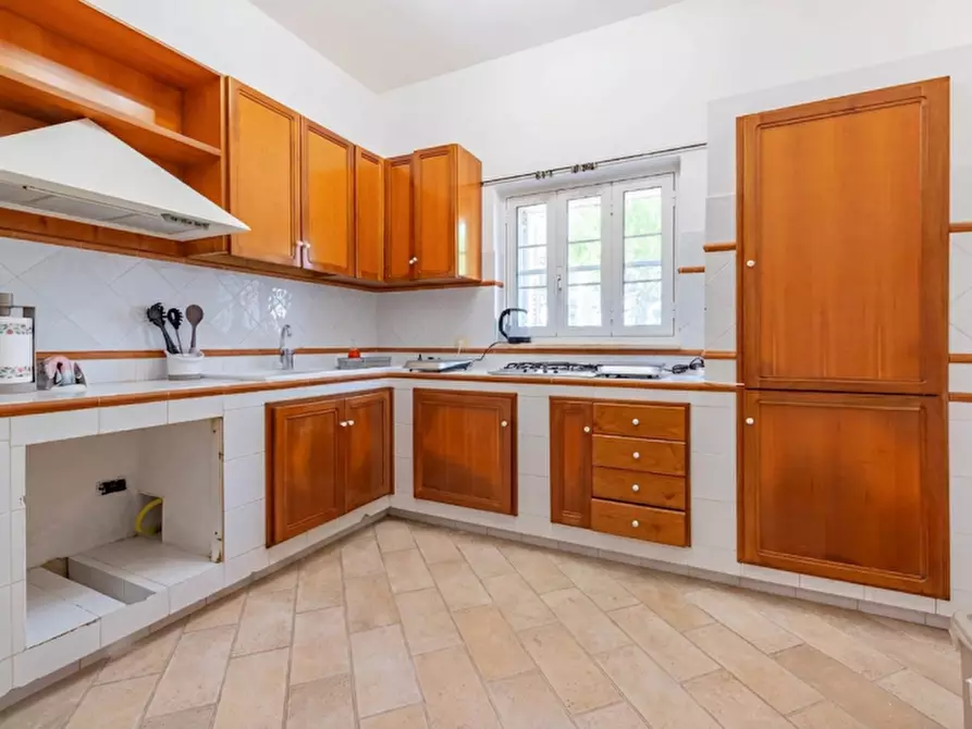 Immagine 34 di Villa in vendita  a Fasano
