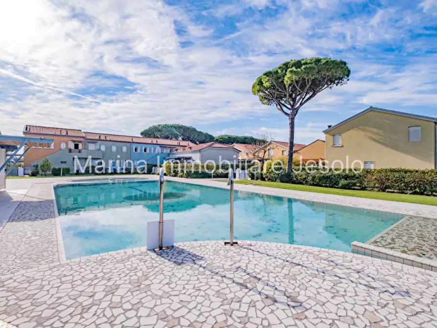 Immagine 1 di Appartamento in vendita  in Via Cristoforo Colombo 70 a Jesolo