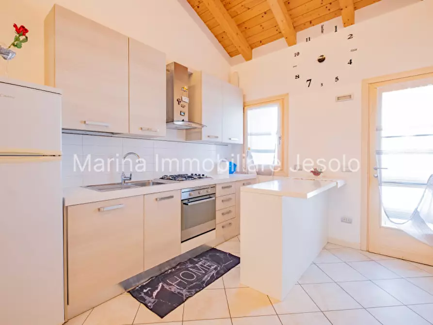 Immagine 5 di Appartamento in vendita  in Via Cristoforo Colombo 70 a Jesolo