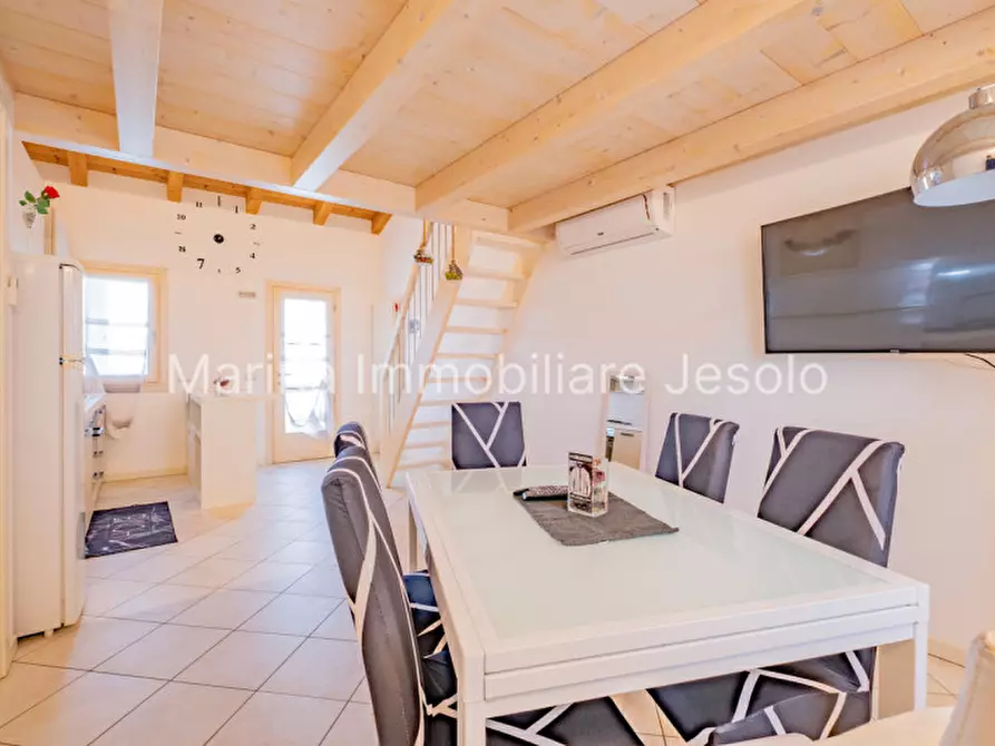 Immagine 7 di Appartamento in vendita  in Via Cristoforo Colombo 70 a Jesolo