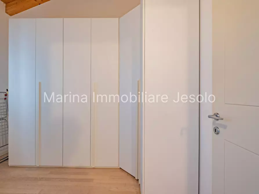 Immagine 14 di Appartamento in vendita  in Via Cristoforo Colombo 70 a Jesolo