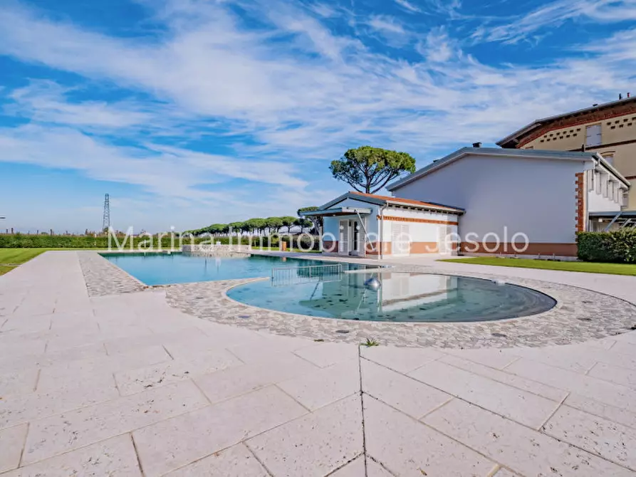 Immagine 19 di Appartamento in vendita  in Via Cristoforo Colombo 70 a Jesolo
