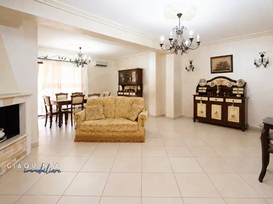 Immagine 1 di Casa indipendente in vendita  in vi Firenze n.55 a Palagonia