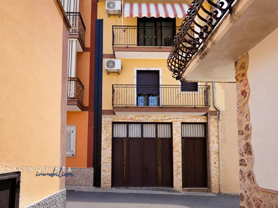 Immagine 2 di Casa indipendente in vendita  in vi Firenze n.55 a Palagonia