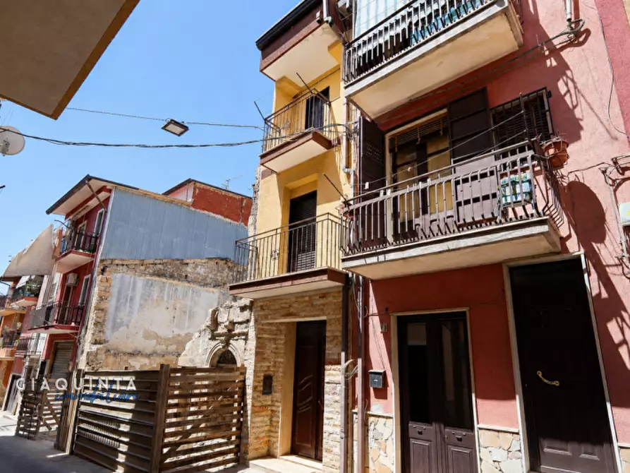 Immagine 3 di Casa indipendente in vendita  in vi Firenze n.55 a Palagonia