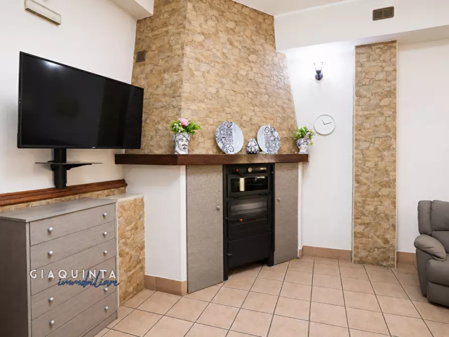 Immagine 8 di Casa indipendente in vendita  in vi Firenze n.55 a Palagonia