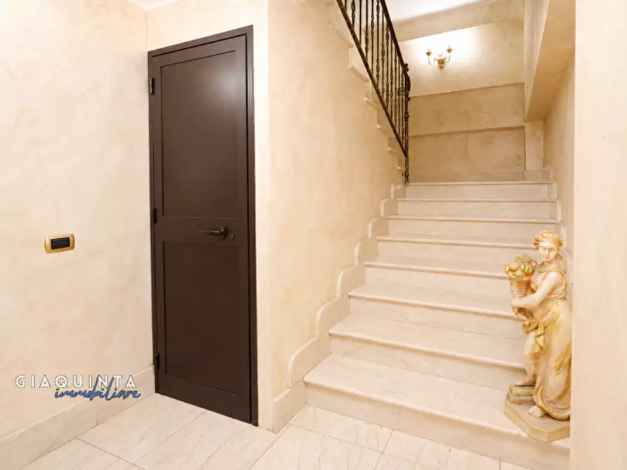 Immagine 17 di Casa indipendente in vendita  in vi Firenze n.55 a Palagonia