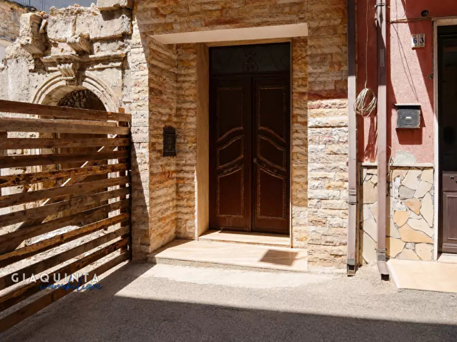 Immagine 20 di Casa indipendente in vendita  in vi Firenze n.55 a Palagonia