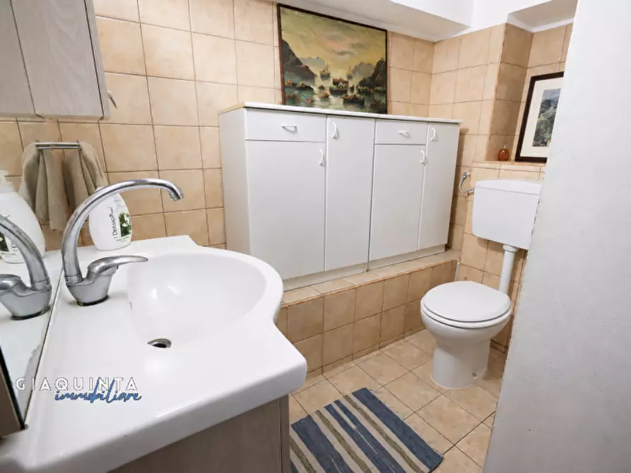 Immagine 26 di Casa indipendente in vendita  in vi Firenze n.55 a Palagonia